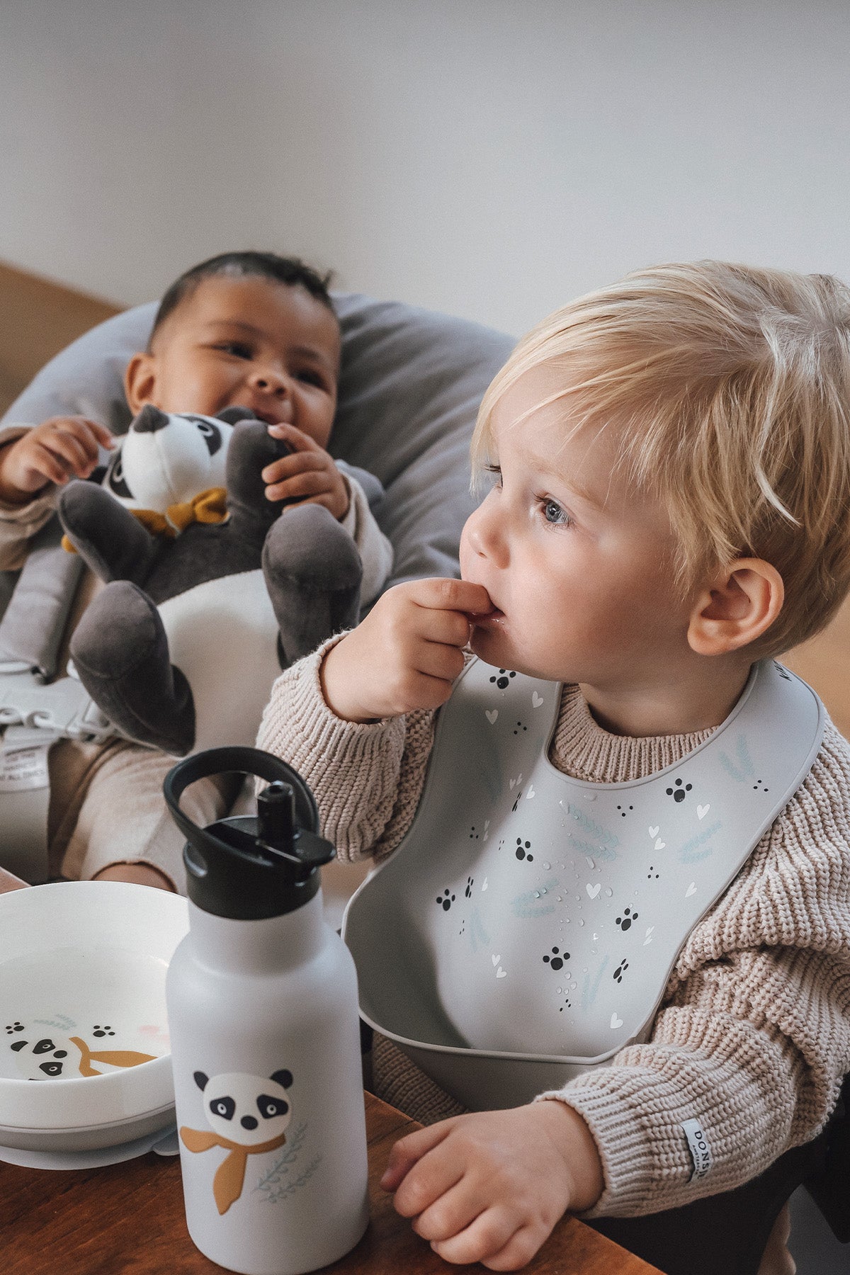 Silikon Lätzchen Panda Silber Grau