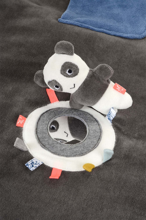 
                  
                    Spieledecke Panda
                  
                